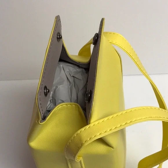 Banana Milk Yellow Milk Carton Faux Leather Shoulder Bag New - Picture 6 of 7